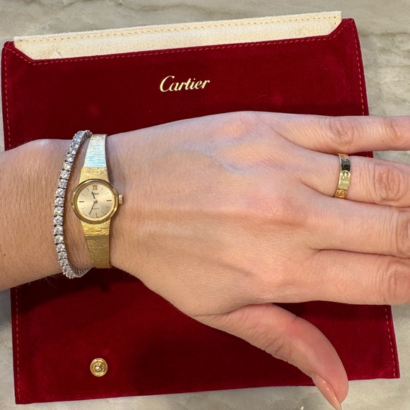 Seiko Accessories - Vintage dainty Gold Watch pulsar Bracelet